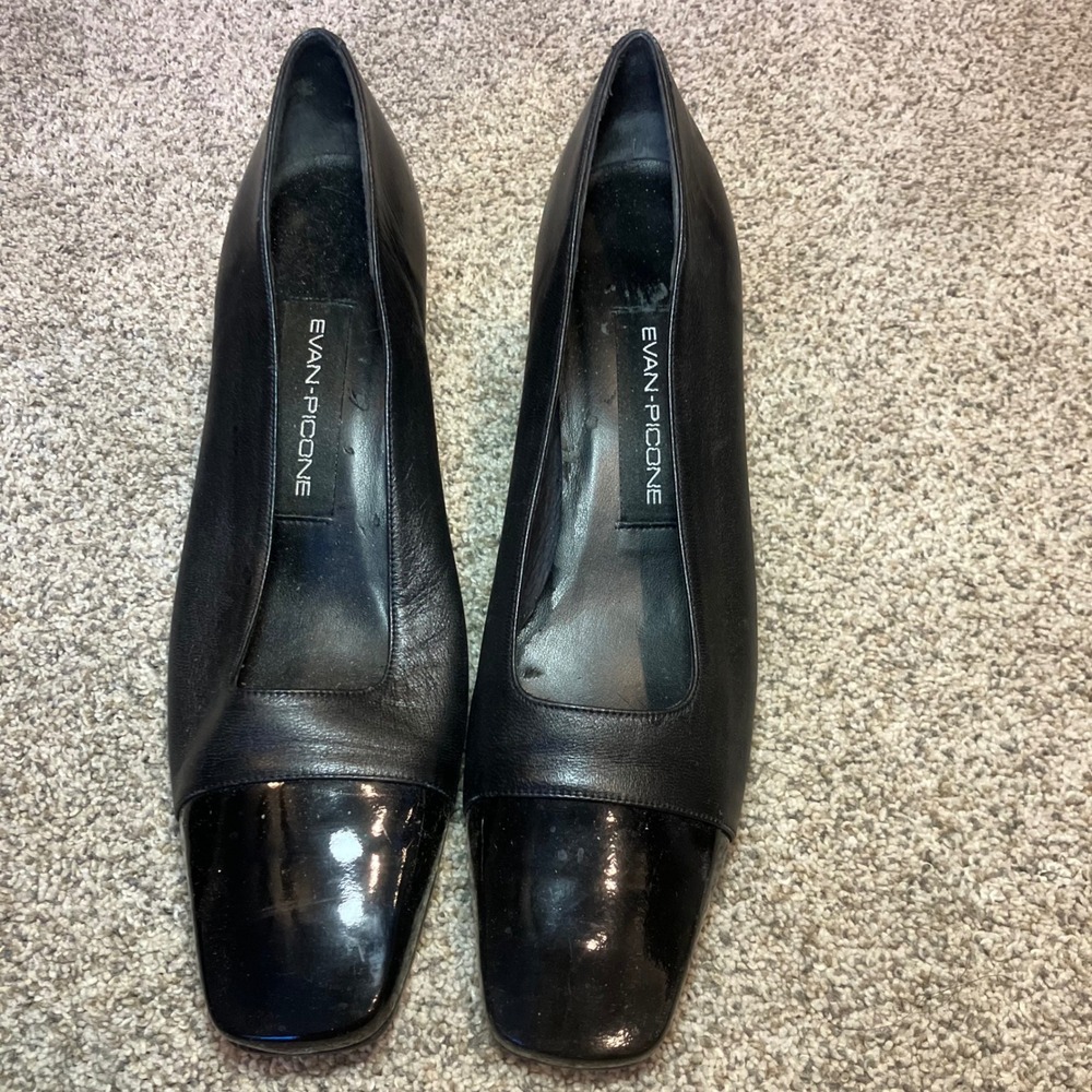 Evan-Picone Black Leather Patent Cap Toe Block Heel Pumps Made in Spain Women 9N